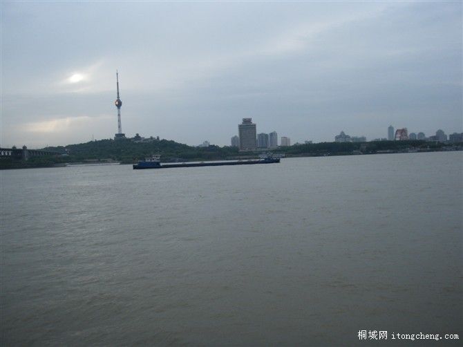 f0243c6d-ca99-411c-9396-2b685b8d02e4_800X600.jpg