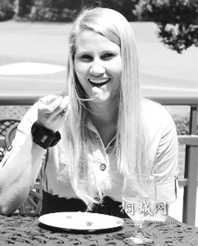 S3B0812003_b[1].jpg