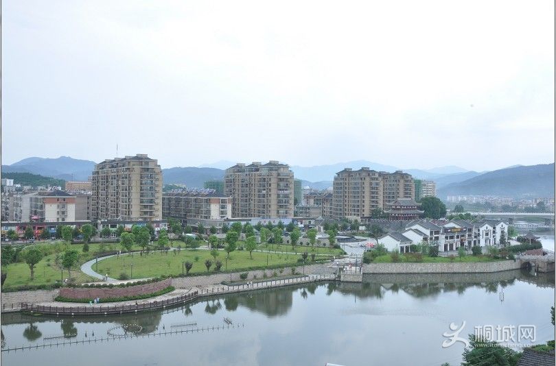 4242.jpg
