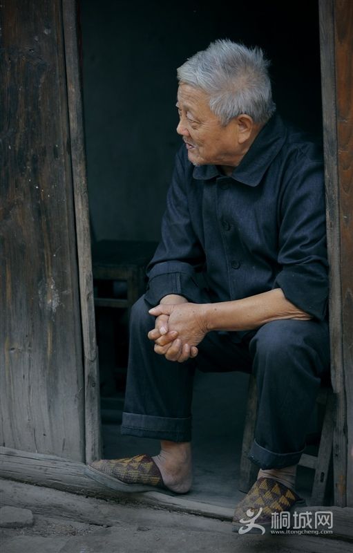psbCA3UZU24.jpg