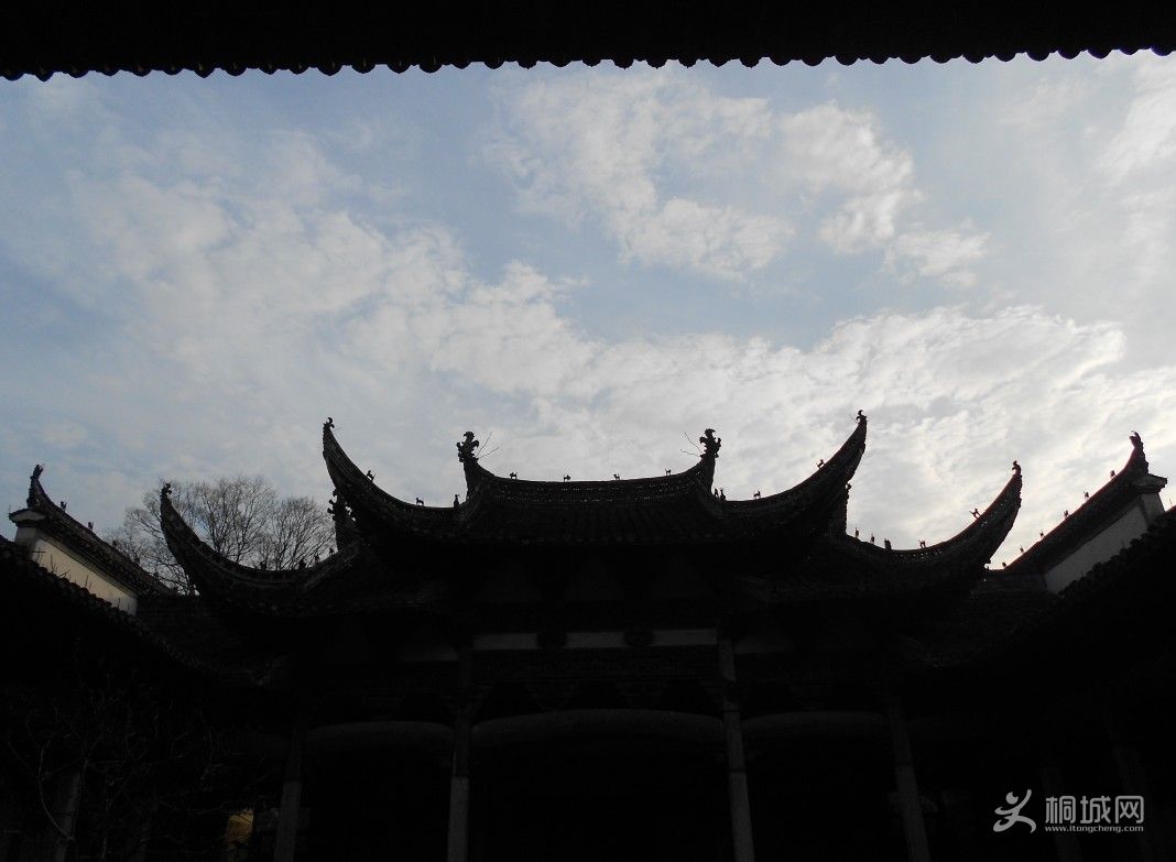 QQͼ20121205203449.jpg