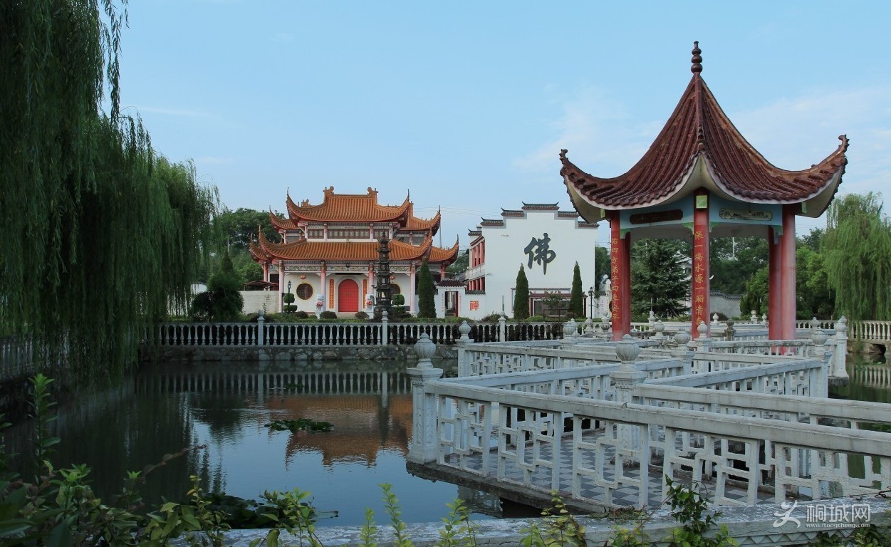 QQͼƬ20130924072429.jpg