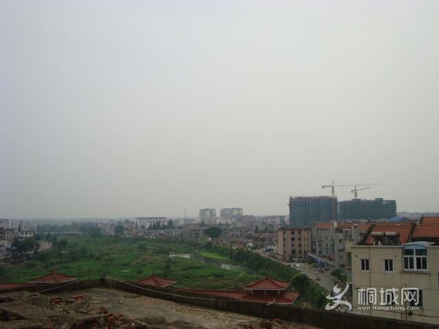 960a304e251f95ca9983d7aac9177f3e670952b3.jpg