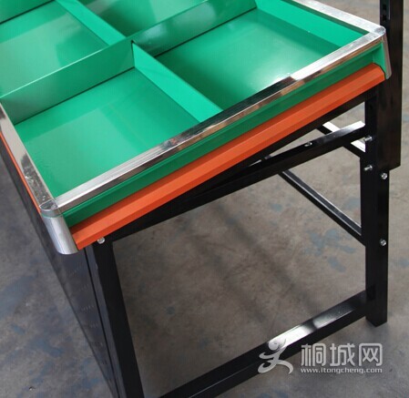 QQ003.jpg