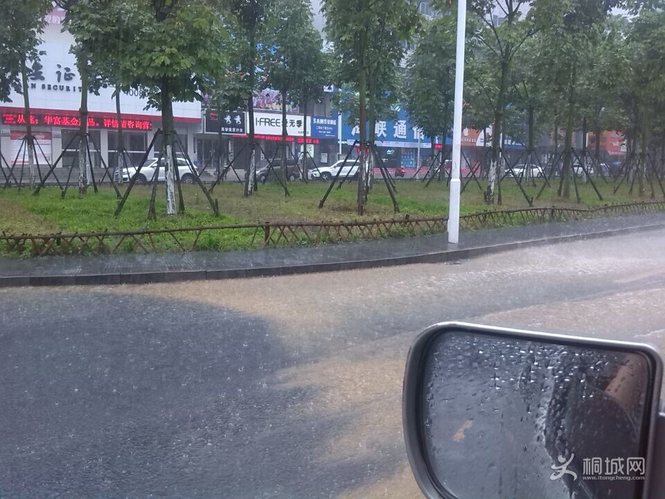 QQͼƬ20100723140350.jpg