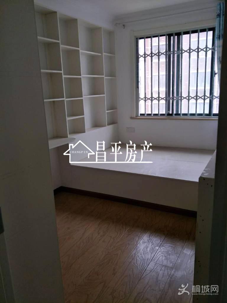 House_27ba147a-d346-4ba0-ae64-e01bb47b4c02_big.jpg