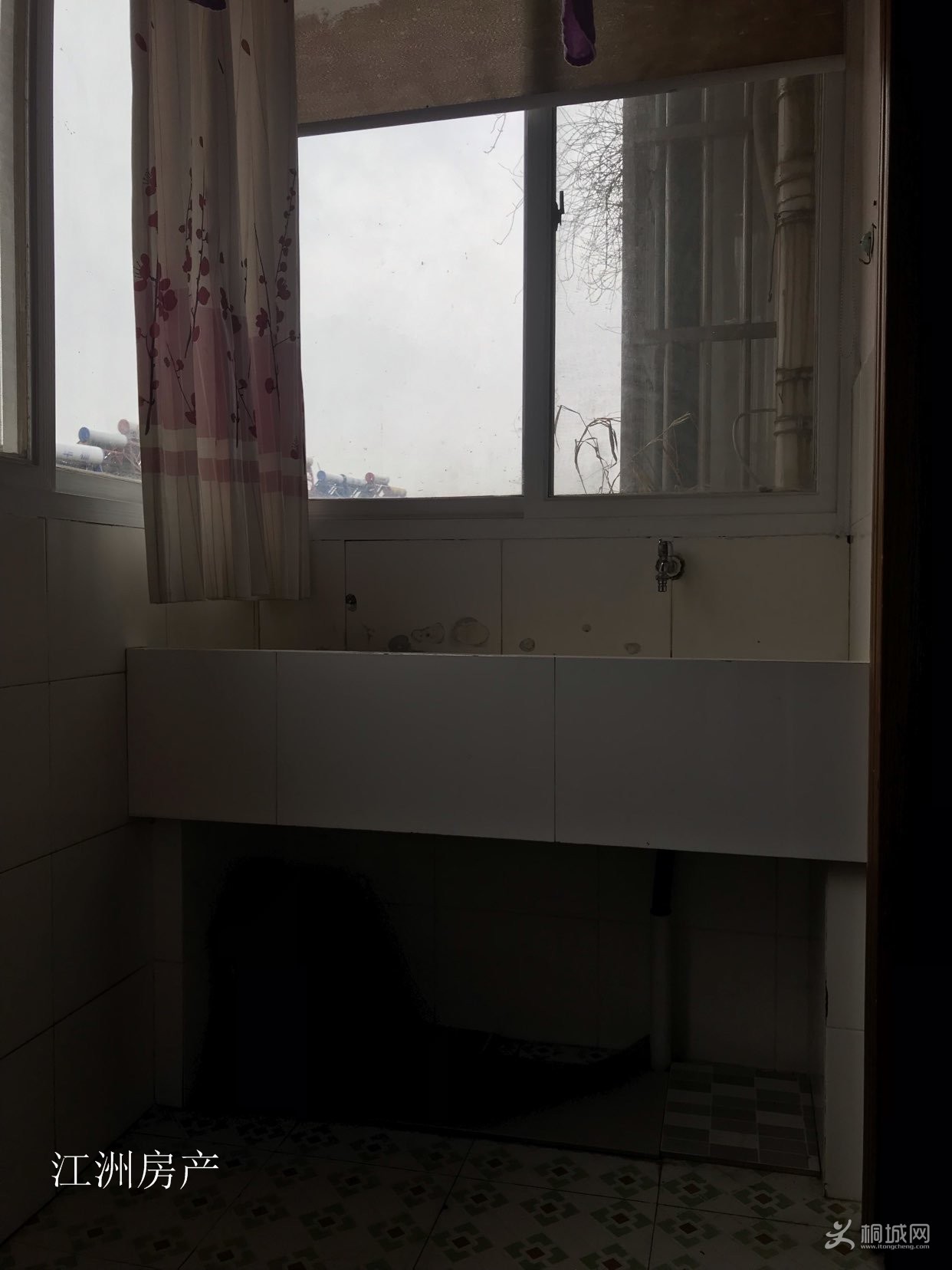 n_v27283be2e90bc418bad0e10a321bf178f.jpg
