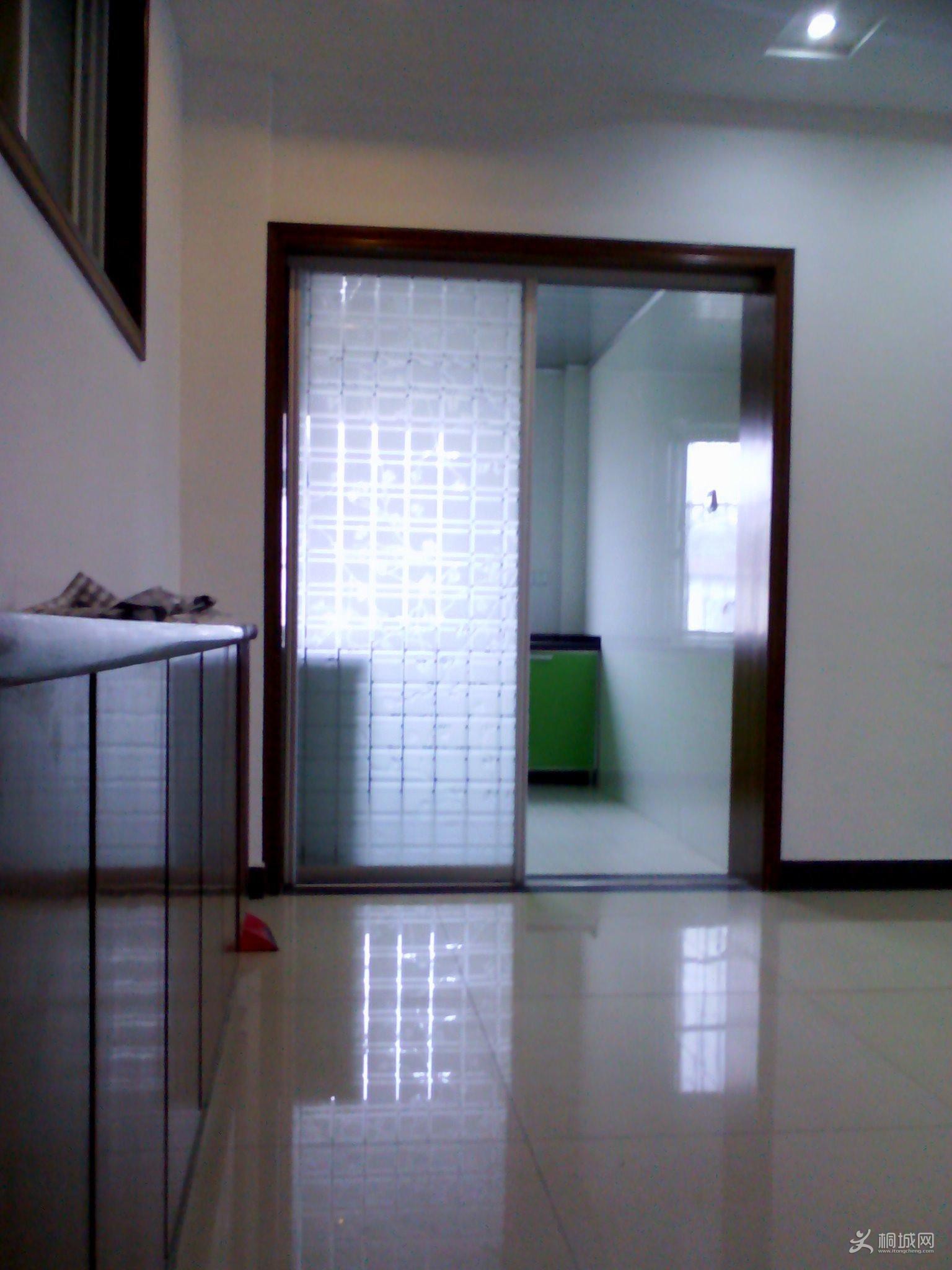 n_v27cdc71c7b7944307be2bd066e2f5bd56.jpg
