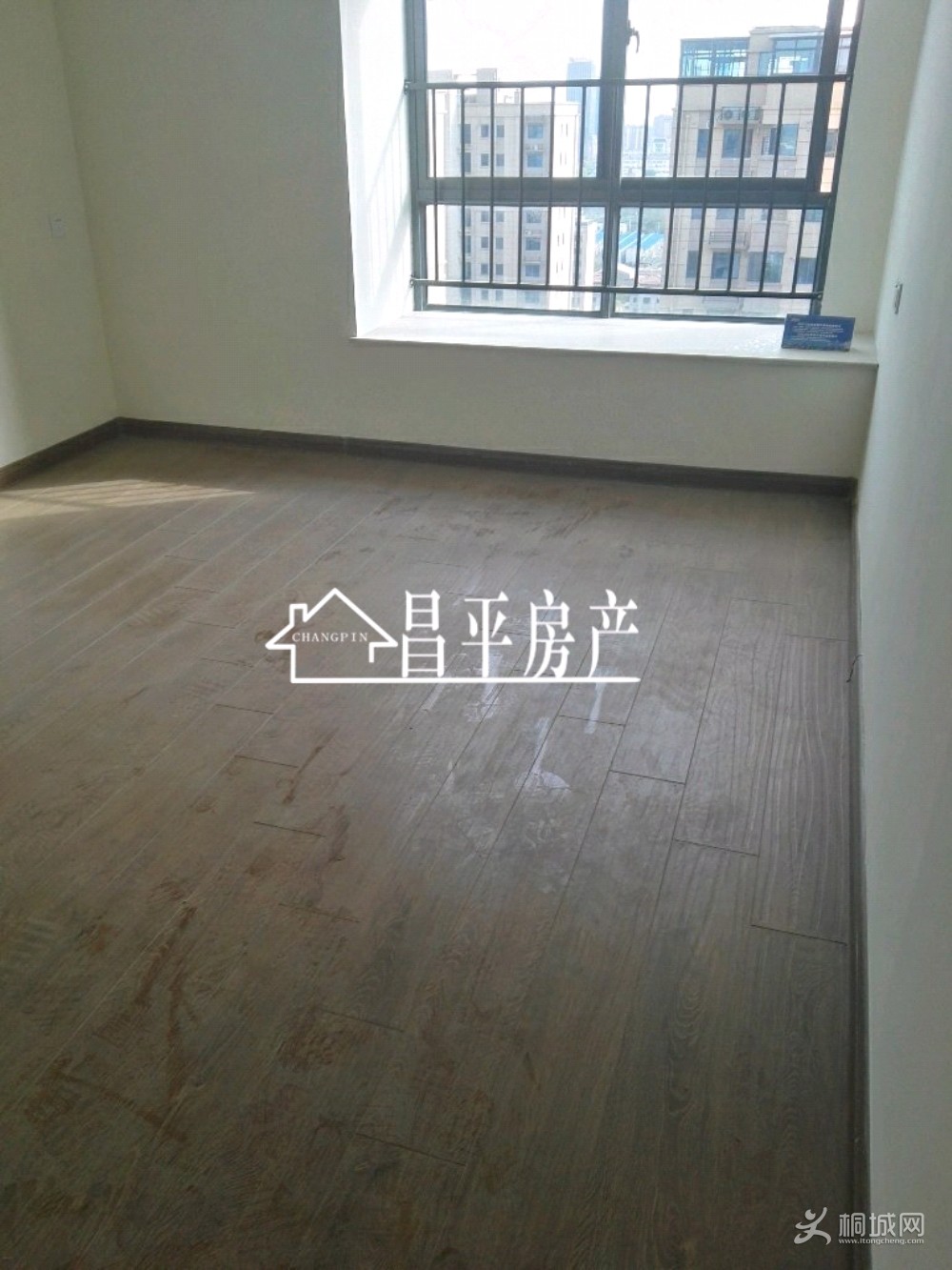 ZyjCHFyrC0-AOz8IAAGUEAlJq6o858 - .jpg
