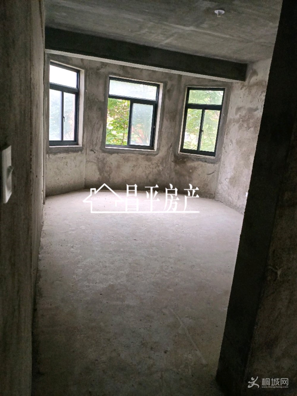 ZyjCI10WH2iAdhB_AAIoYUctz6w111.jpg