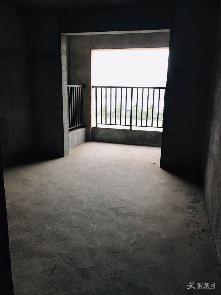 ҷ4.jpg