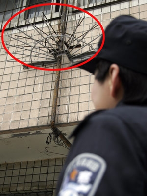 Ƭ����Ƴ���������ɡ�� С͵��¥��̾.JPG