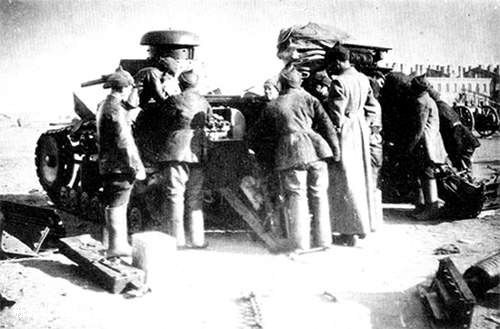 1929��11��- 12�£�����Ϊ�˶����ж�·�����棬�����й���ͼΪ������ս����Ū����̹�ˡ� .gif