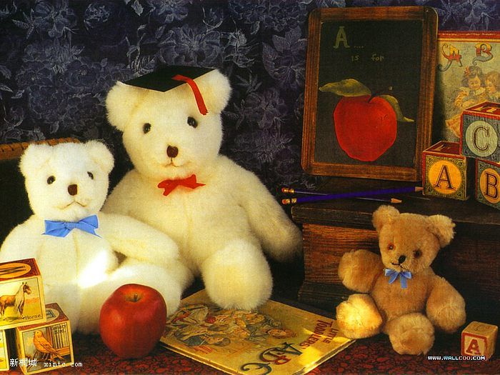 08-Teddies_August.jpg