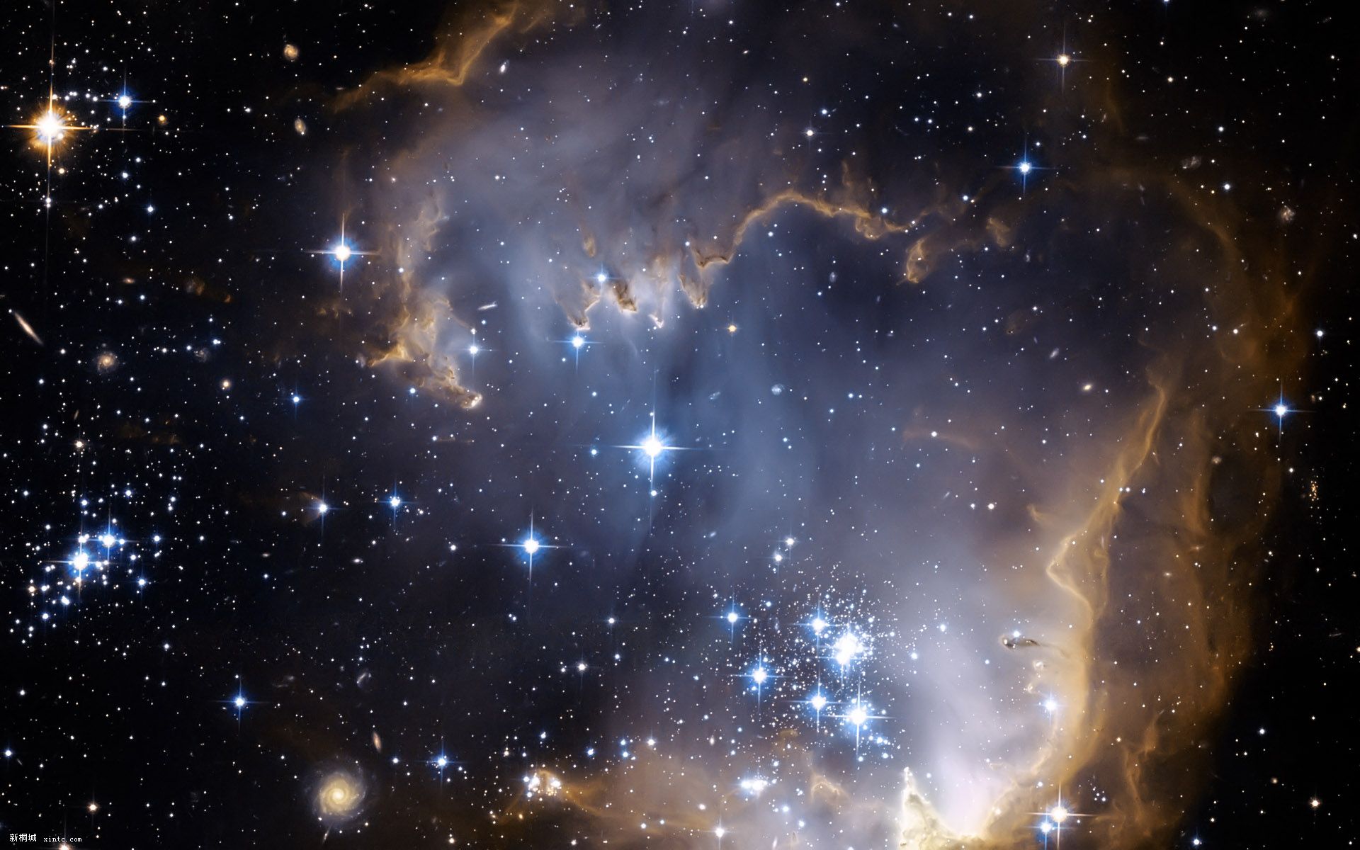 Hubble_003020.jpg
