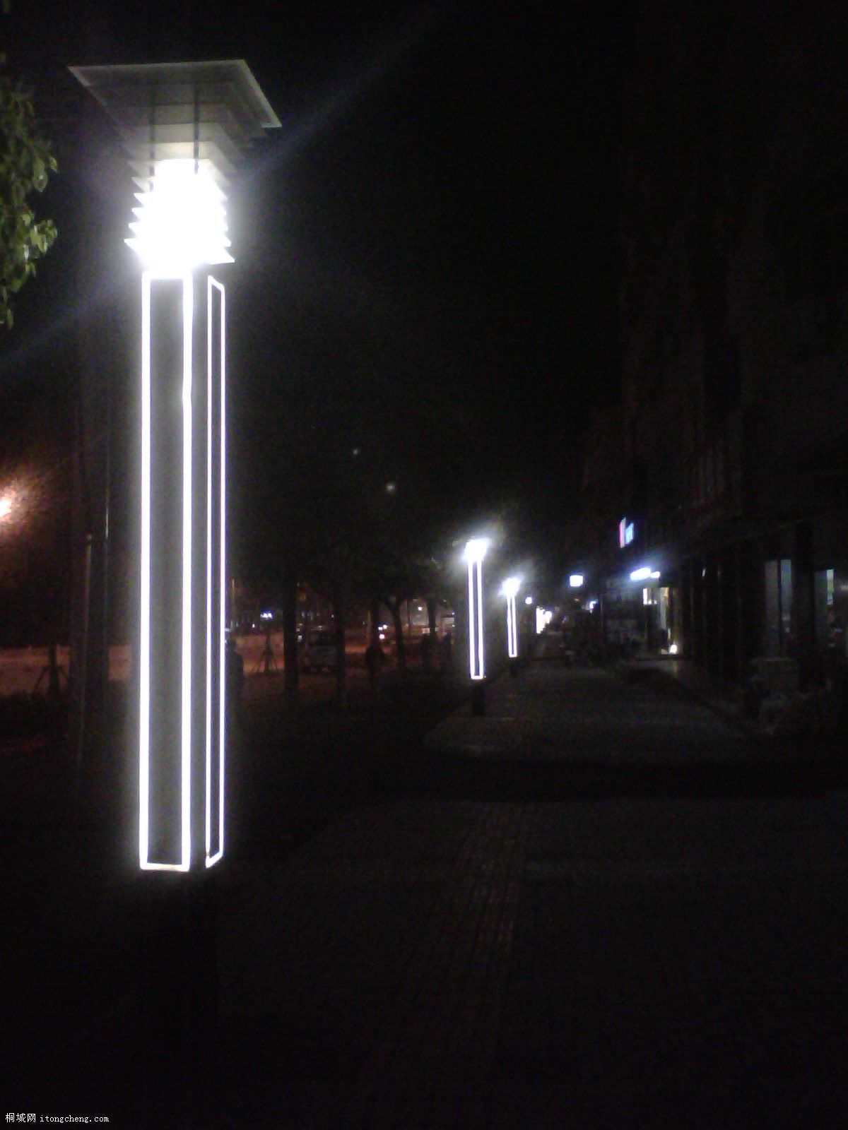 IMG0032A.jpg