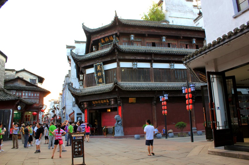 IMG_0697_conew1.jpg